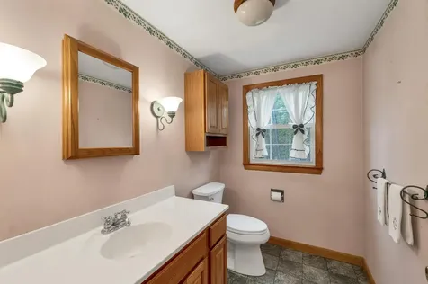 5 Meadow Drive Alton NH 03809