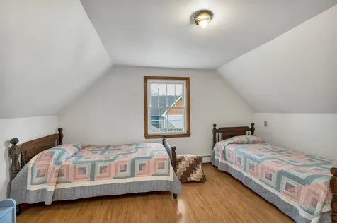 5 Meadow Drive Alton NH 03809