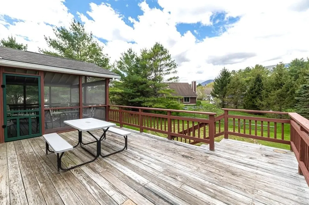 67 Valley Pass Manchester VT 05255