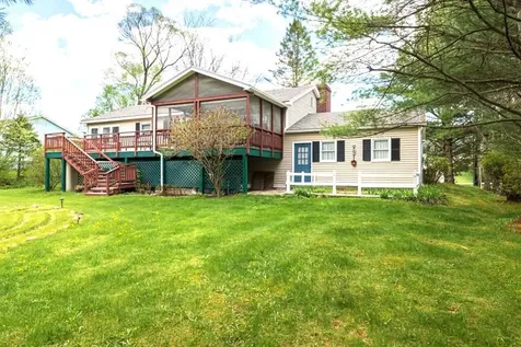 67 Valley Pass Manchester VT 05255