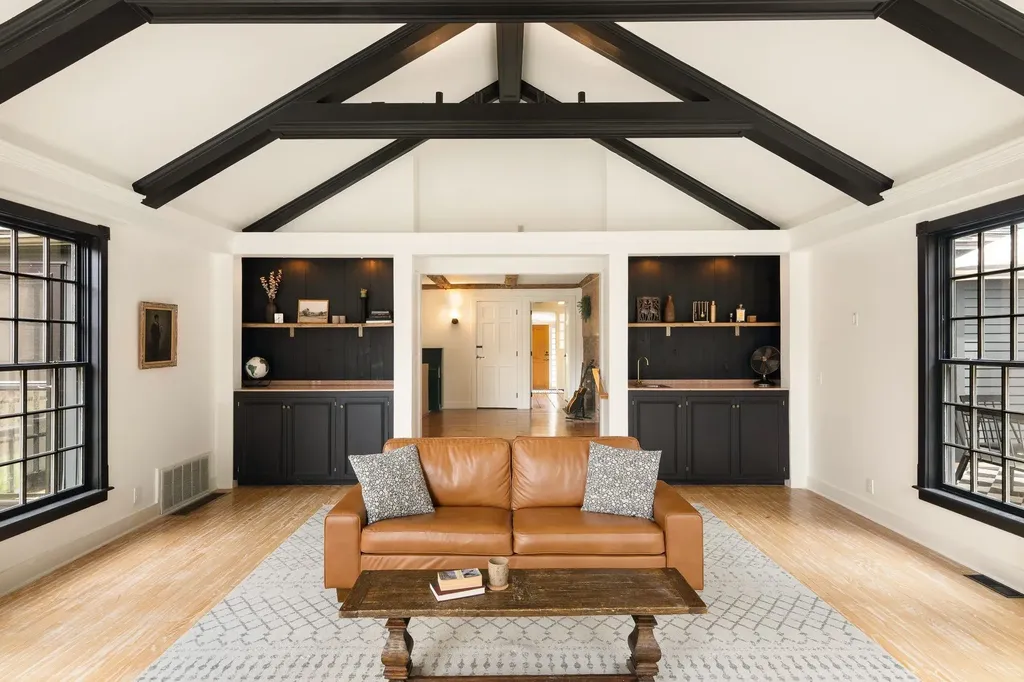 390 Pleasant Valley Road Brattleboro VT 05301