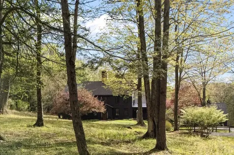 390 Pleasant Valley Road Brattleboro VT 05301
