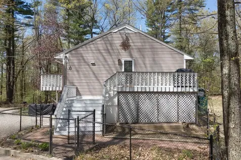 6 Maple Street Windham NH 03087