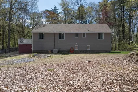 6 Maple Street Windham NH 03087