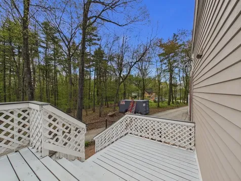 6 Maple Street Windham NH 03087