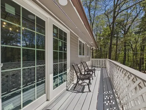 6 Maple Street Windham NH 03087