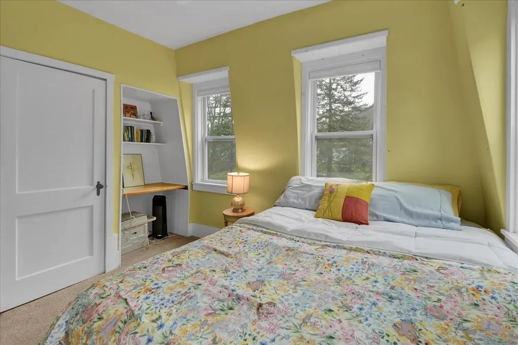 521 N Main Street Bethel VT 05032