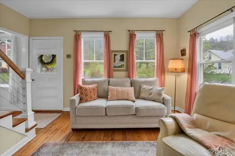 521 N Main Street Bethel VT 05032