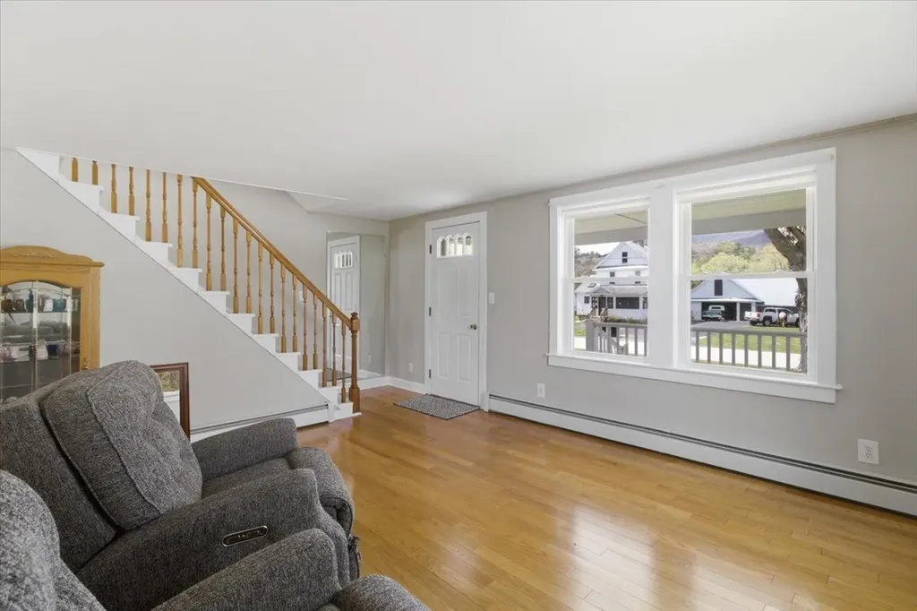 10 Cass Terrace Manchester VT 05255