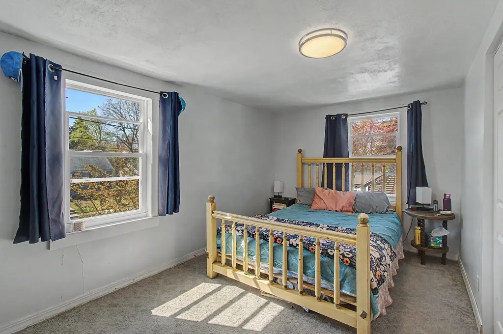 116 Woodbury Road Burlington VT 05401