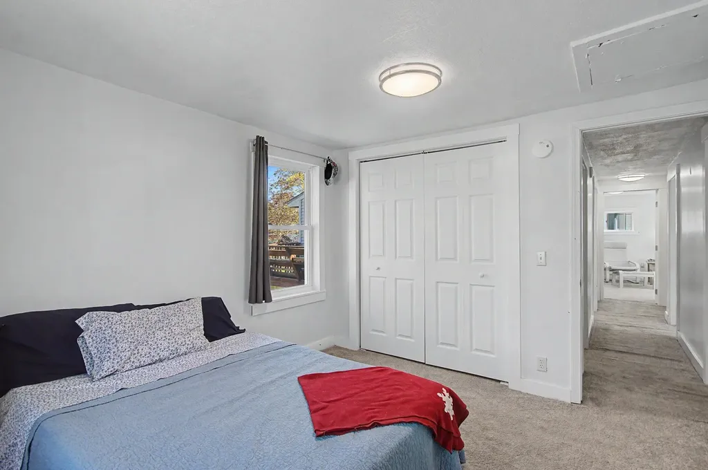 116 Woodbury Road Burlington VT 05401