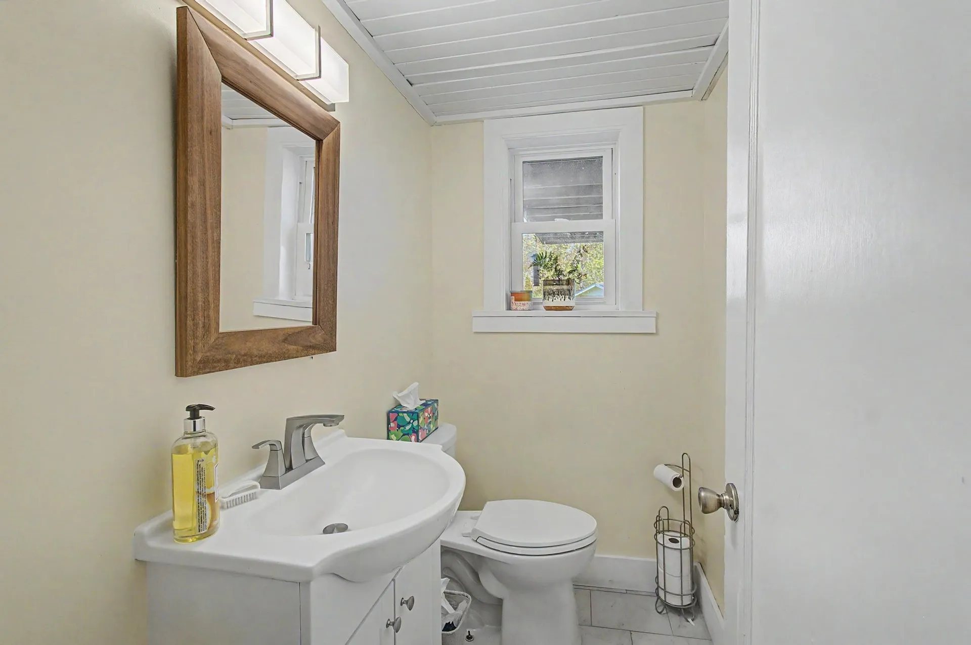 116 Woodbury Road Burlington VT 05401