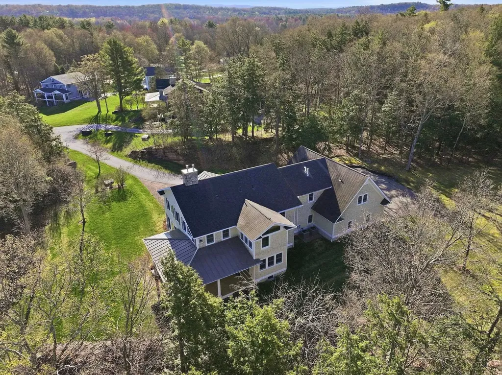 132 Point View Drive Shelburne VT 05482