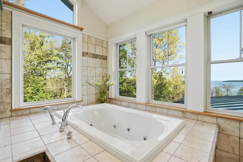 132 Point View Drive Shelburne VT 05482