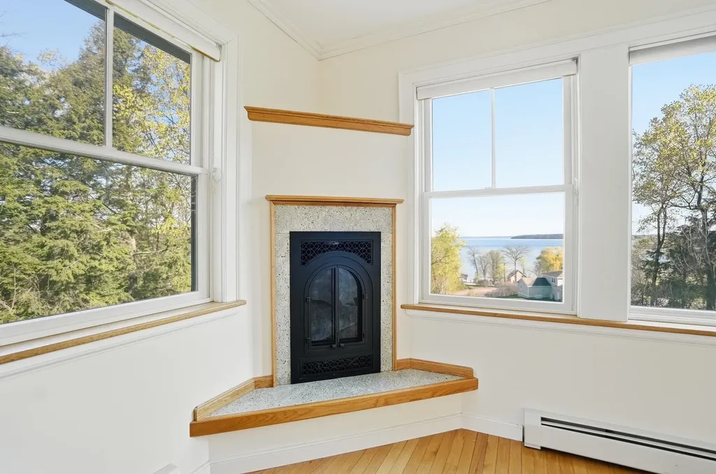 132 Point View Drive Shelburne VT 05482