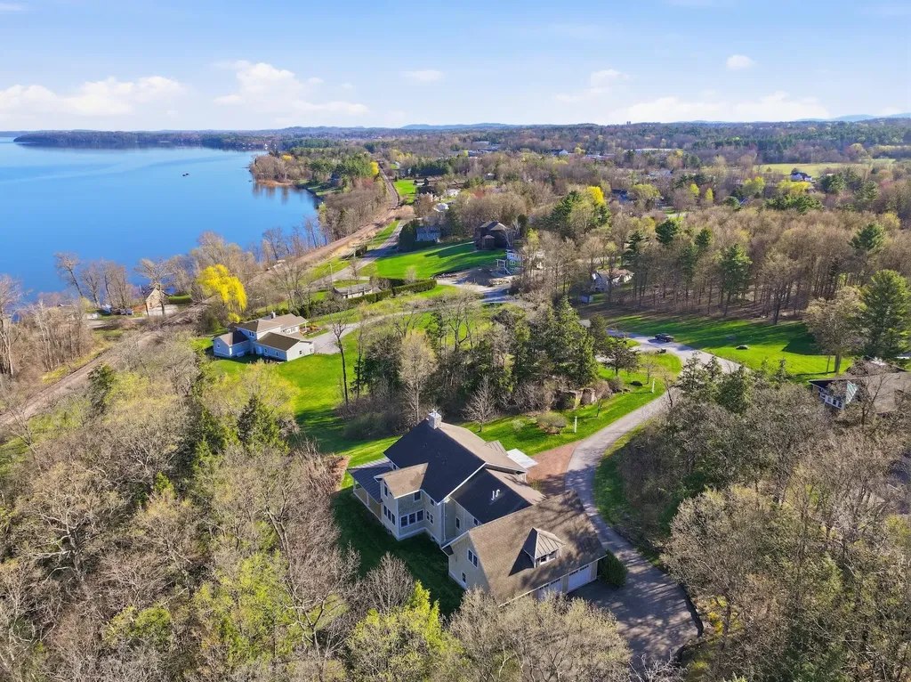 132 Point View Drive Shelburne VT 05482