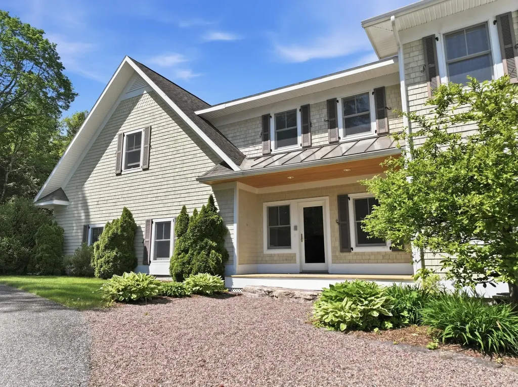 132 Point View Drive Shelburne VT 05482
