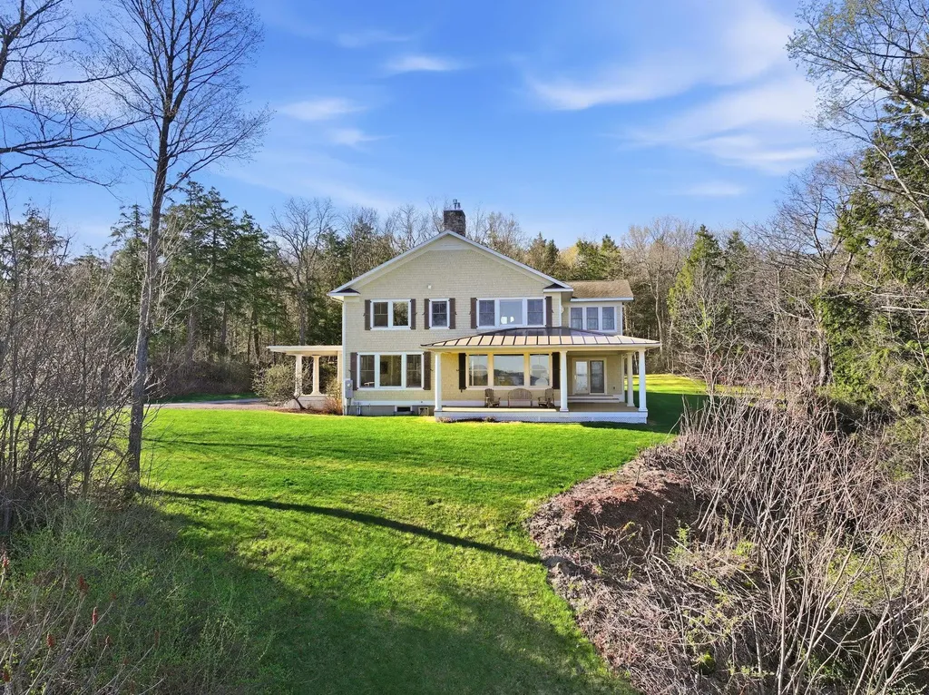 132 Point View Drive Shelburne VT 05482