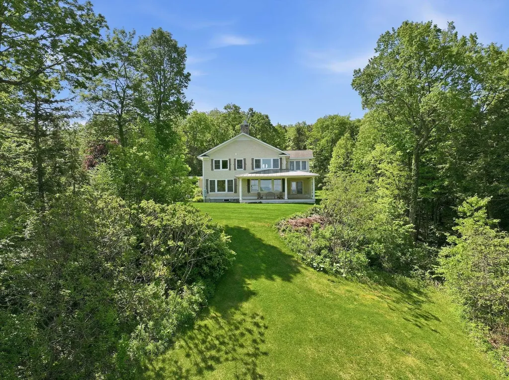 132 Point View Drive Shelburne VT 05482