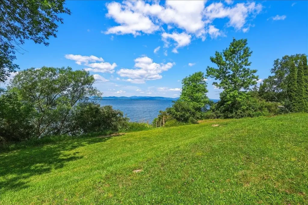 481 Hills Point Road Charlotte VT 05445