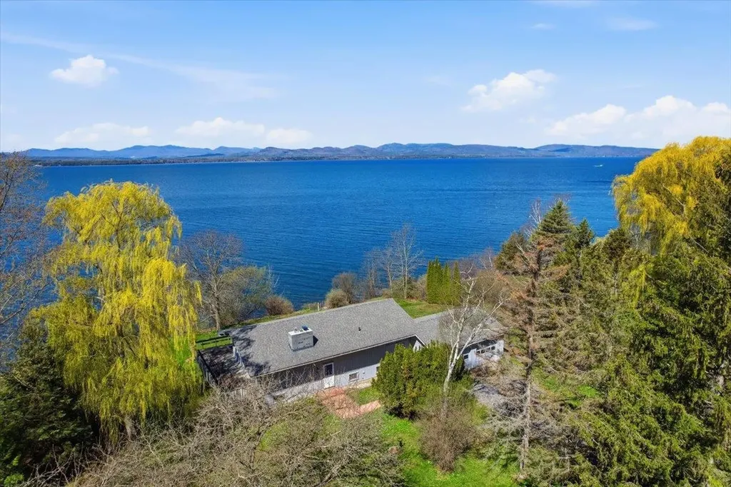 481 Hills Point Road Charlotte VT 05445
