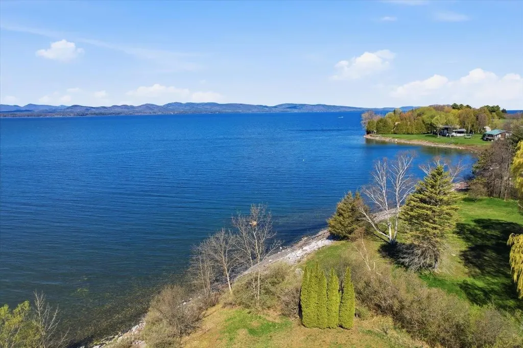 481 Hills Point Road Charlotte VT 05445