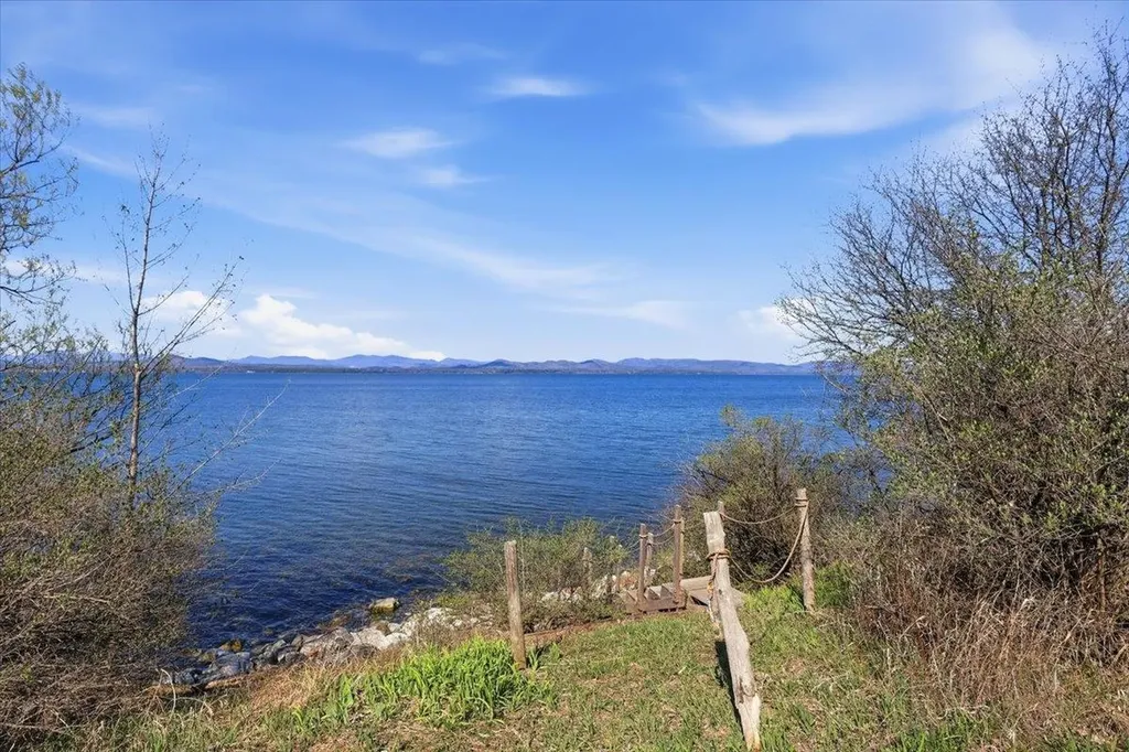 481 Hills Point Road Charlotte VT 05445