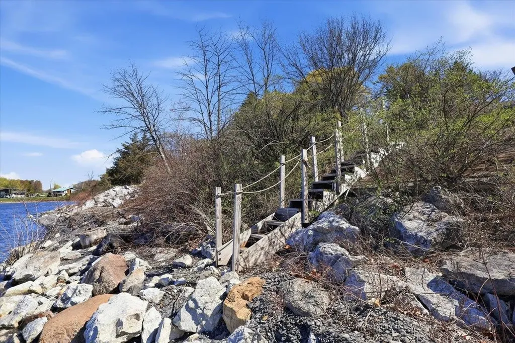 481 Hills Point Road Charlotte VT 05445