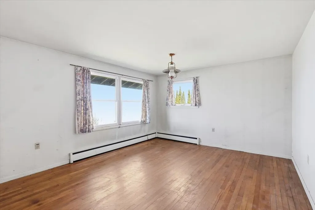 481 Hills Point Road Charlotte VT 05445