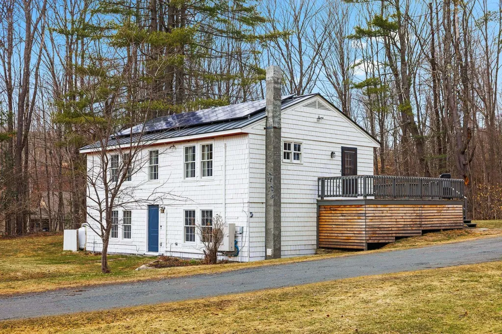 39 Upper Turnpike Road Norwich VT 05055