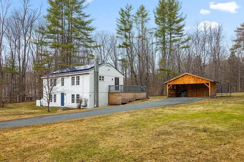 39 Upper Turnpike Road Norwich VT 05055