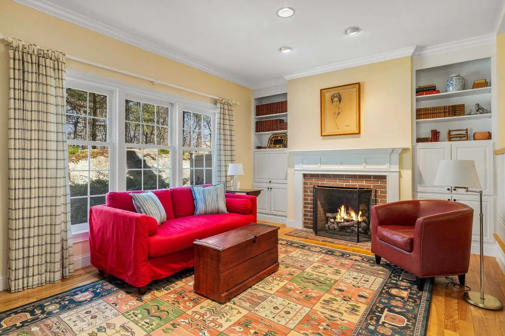 579 Sagamore Avenue Portsmouth NH 03801