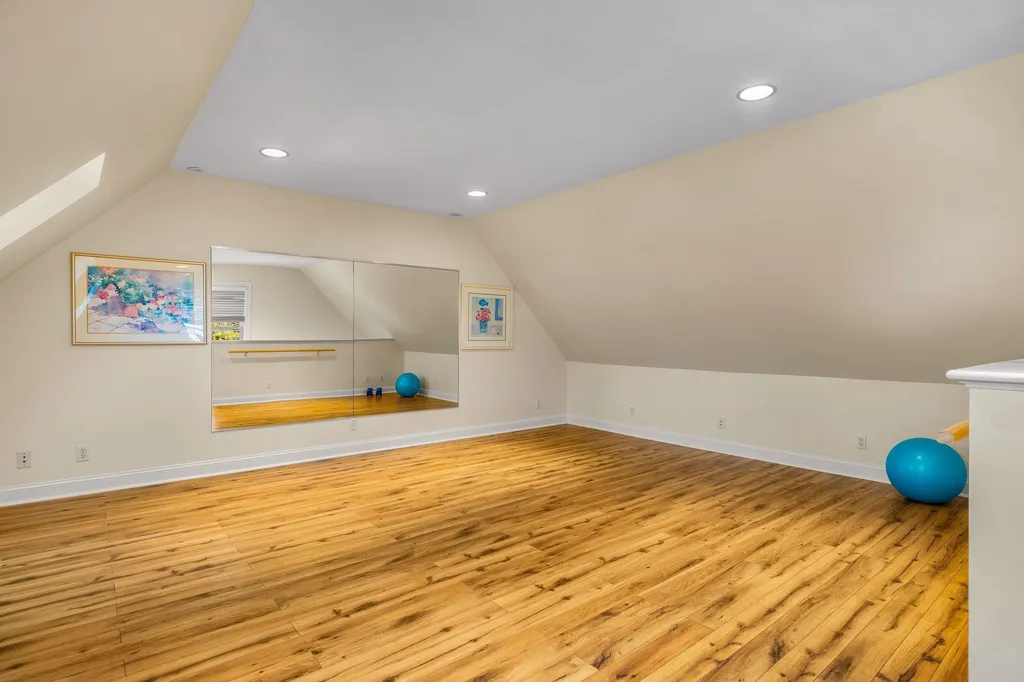 579 Sagamore Avenue Portsmouth NH 03801