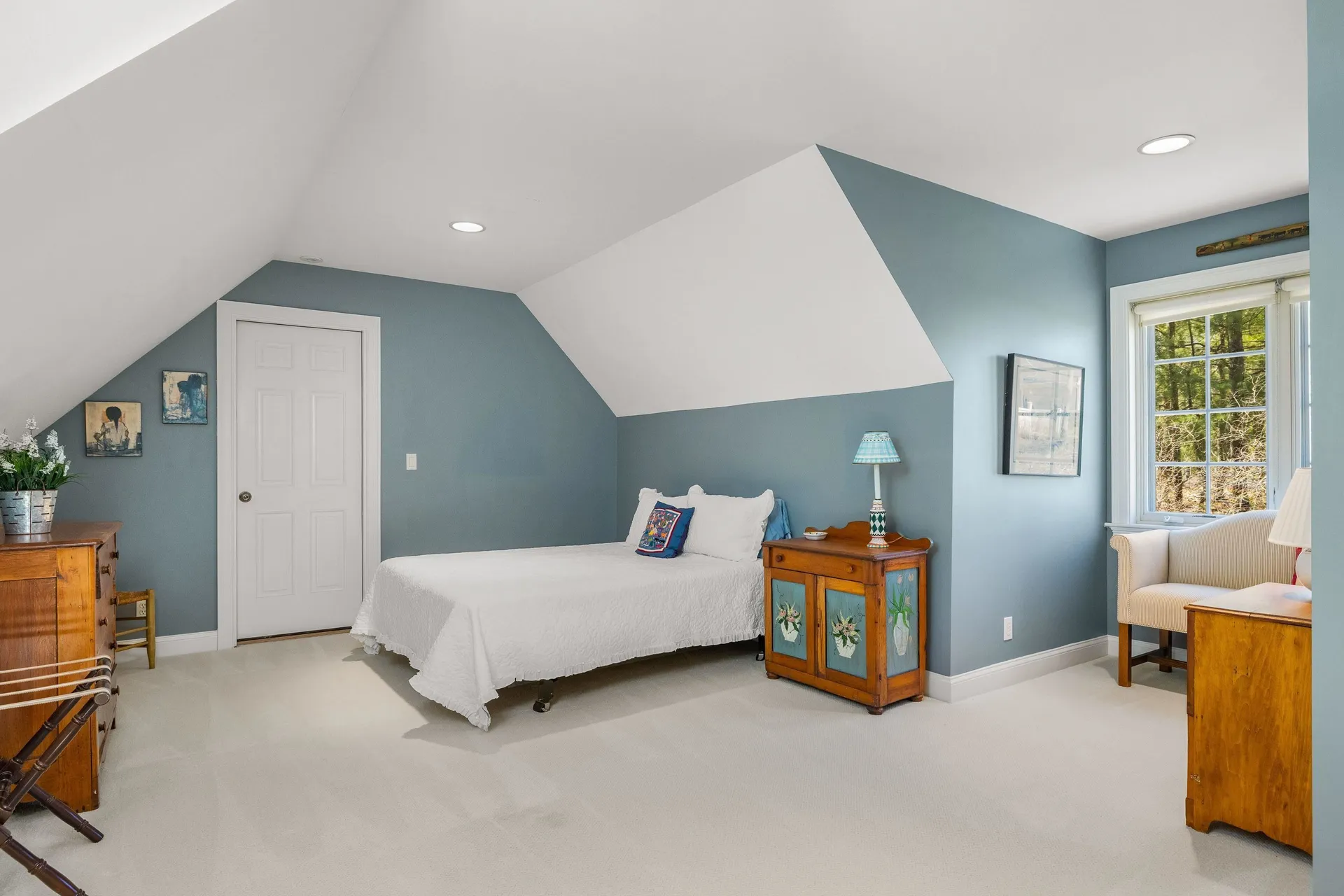 579 Sagamore Avenue Portsmouth NH 03801