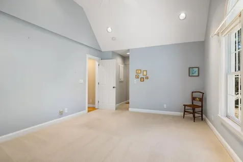 579 Sagamore Avenue Portsmouth NH 03801