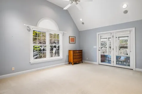 579 Sagamore Avenue Portsmouth NH 03801