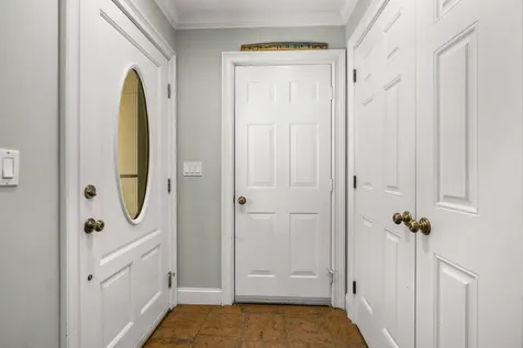 579 Sagamore Avenue Portsmouth NH 03801