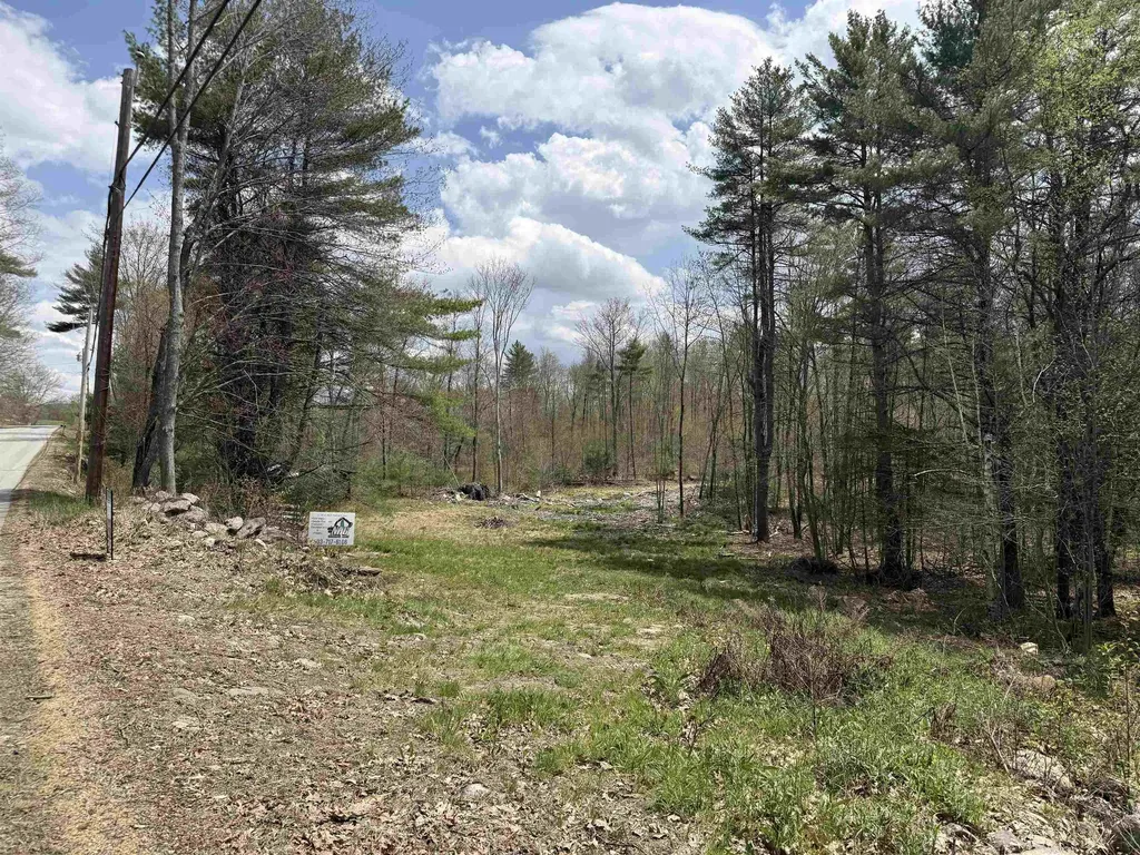 87 Bear Hill Road Chichester NH 03258