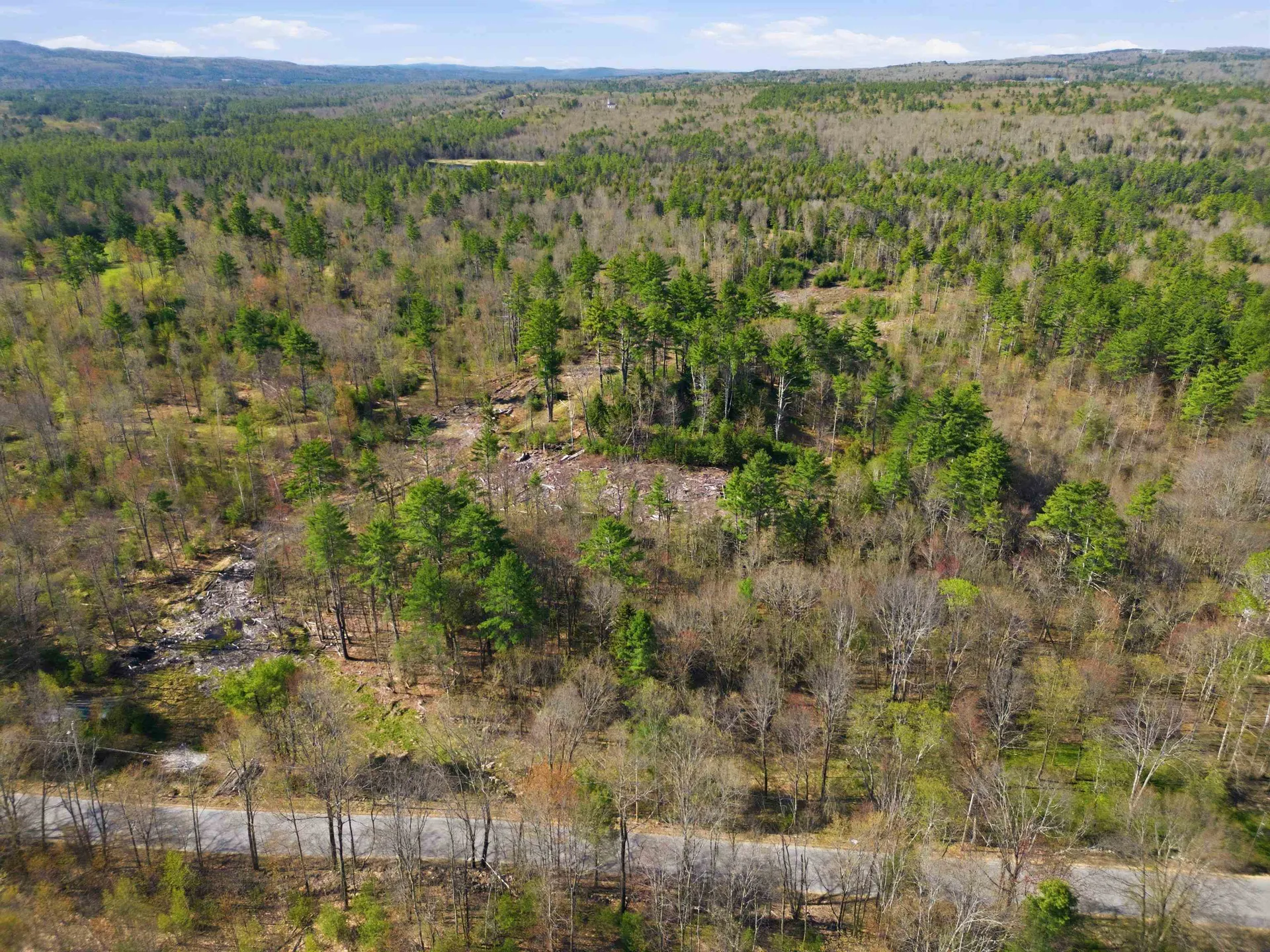 87 Bear Hill Road Chichester NH 03258