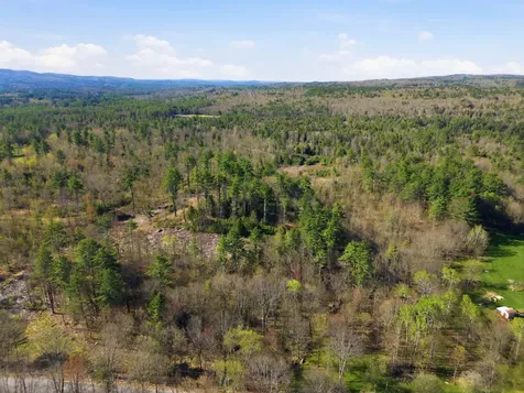 87 Bear Hill Road Chichester NH 03258
