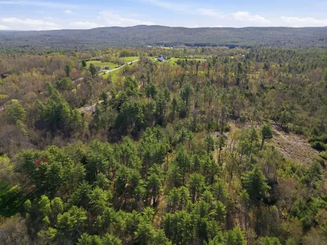 87 Bear Hill Road Chichester NH 03258