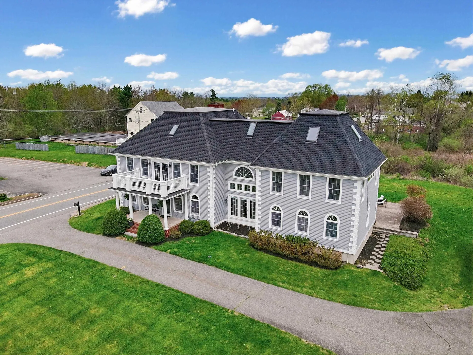 2 North Road East Kingston NH 03827