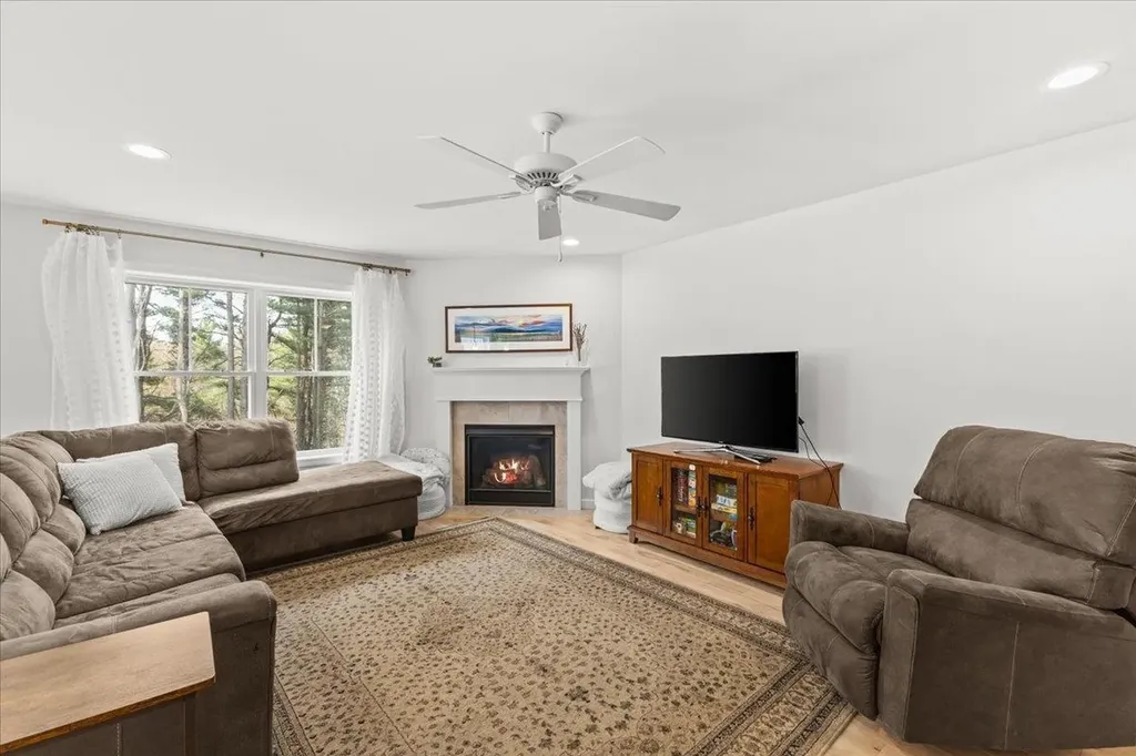 51 Blacksmith Drive Colchester VT 05446