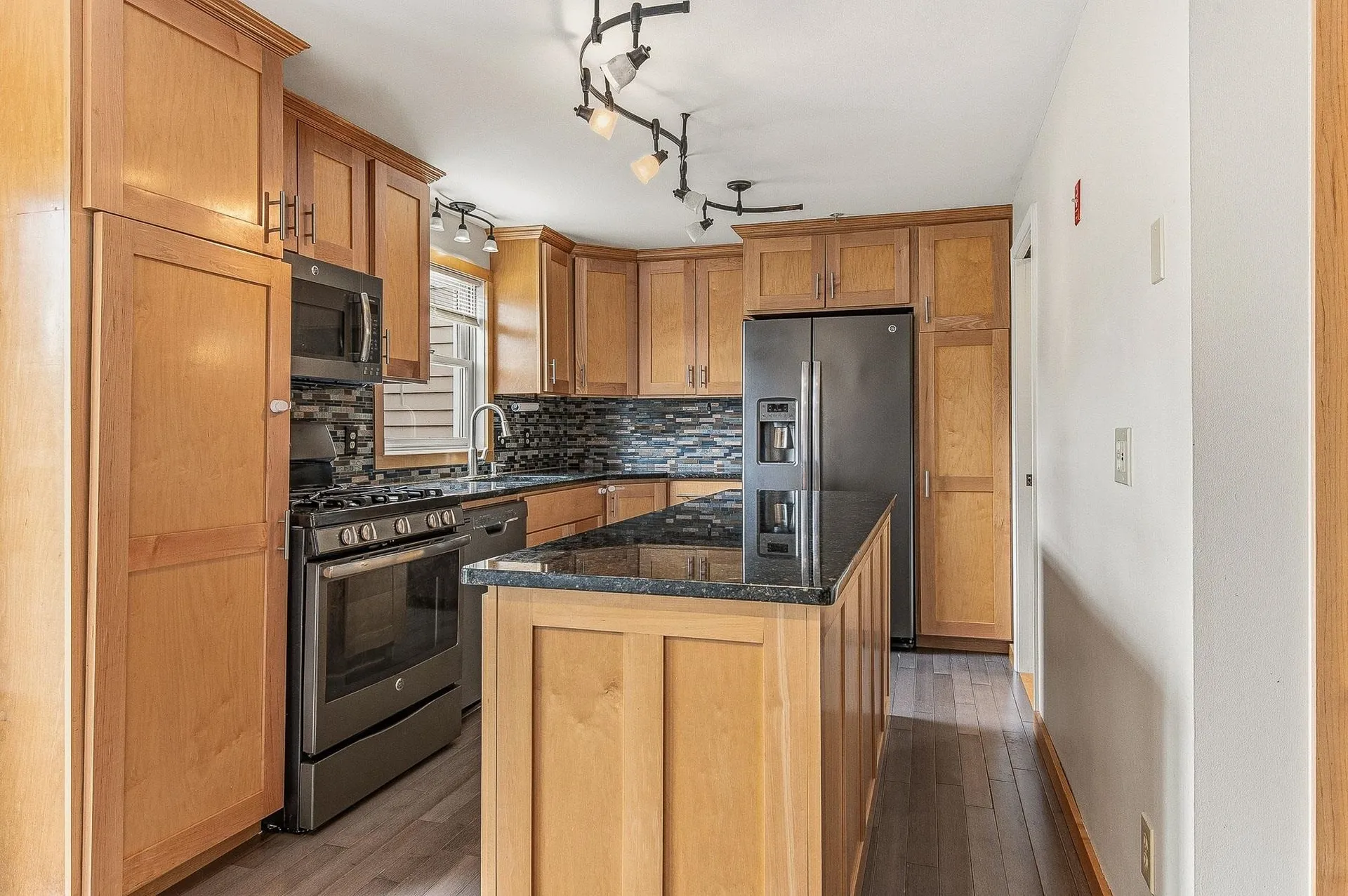 4 Fords Landing Drive Dover NH 03820