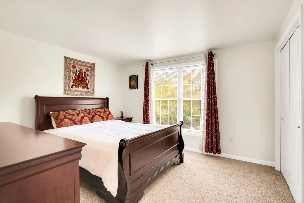20 Ezra's Way Dover NH 03820