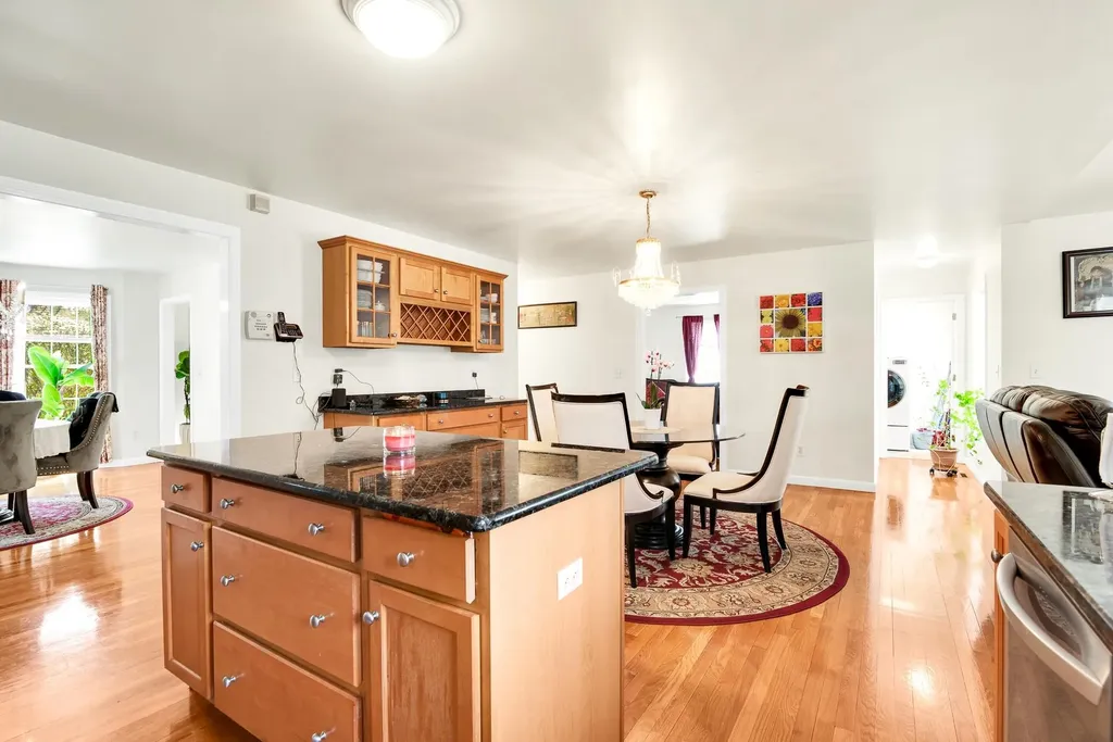 20 Ezra's Way Dover NH 03820
