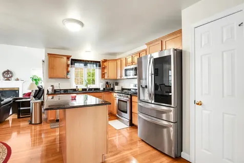 20 Ezra's Way Dover NH 03820
