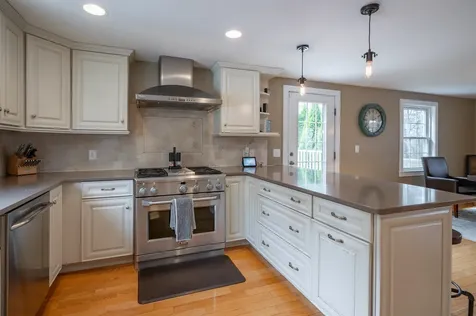 26 Danville Road Kingston NH 03848