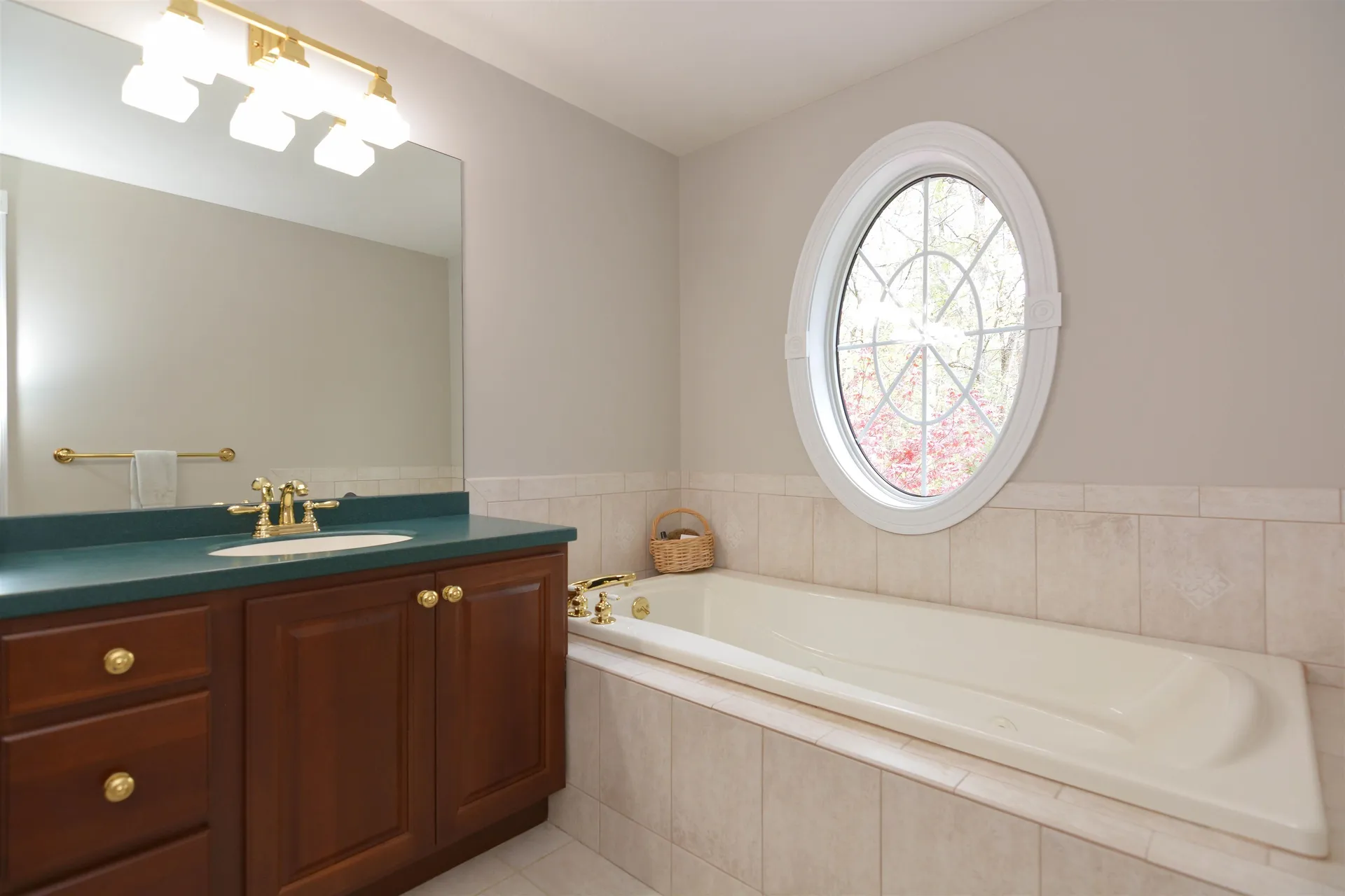 17 Aldrich Street Litchfield NH 03052