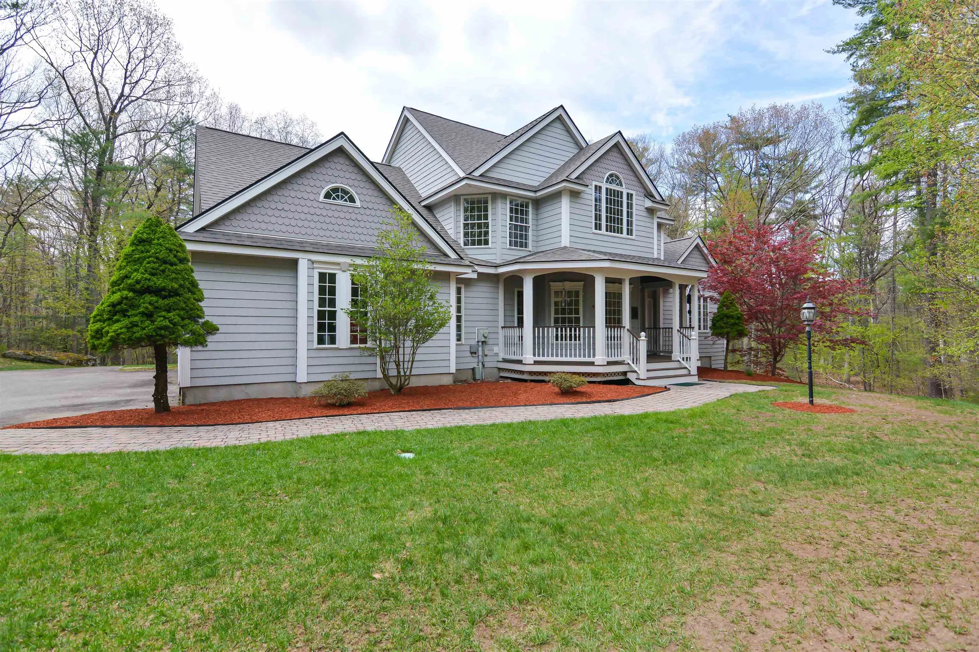 17 Aldrich Street Litchfield NH 03052
